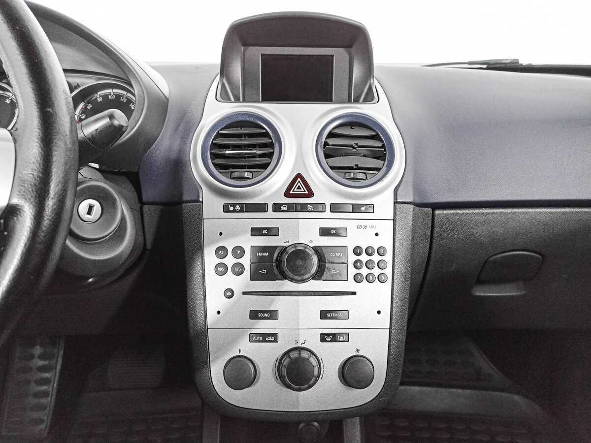 Opel Corsa с пробегом — 2008 год. Фото: #12