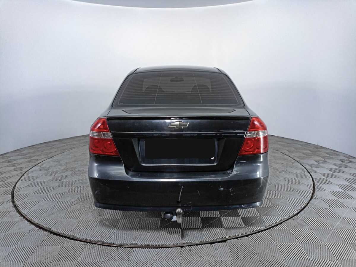 Chevrolet Aveo с пробегом — 2007 год. Фото: #5