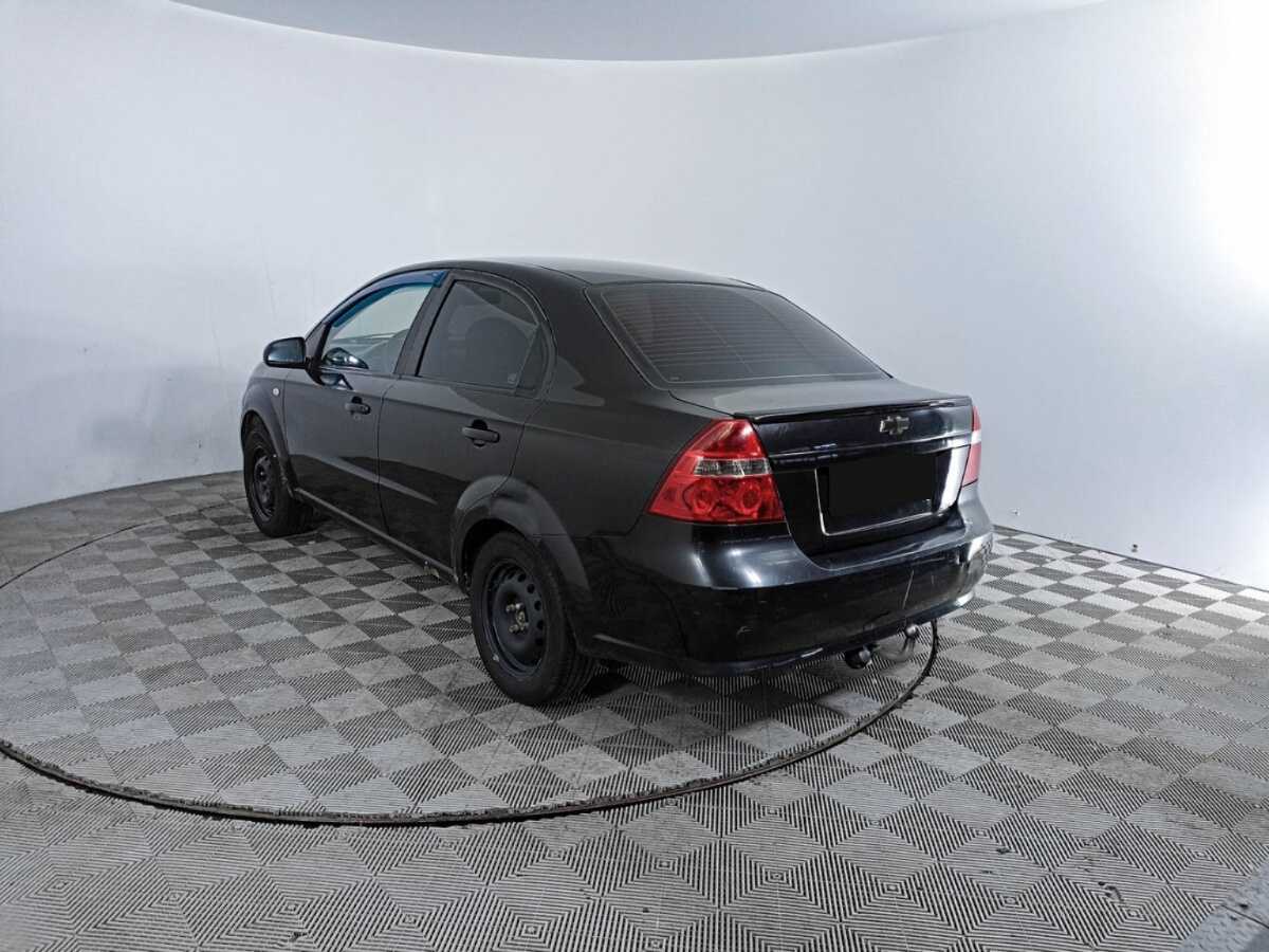 Chevrolet Aveo с пробегом — 2007 год. Фото: #6