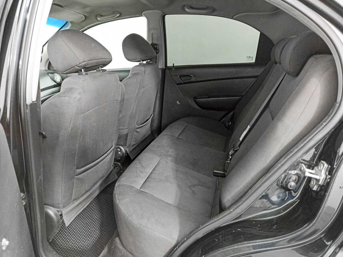 Chevrolet Aveo с пробегом — 2007 год. Фото: #9