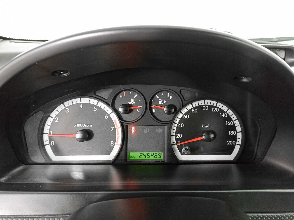 Chevrolet Aveo с пробегом — 2007 год. Фото: #10