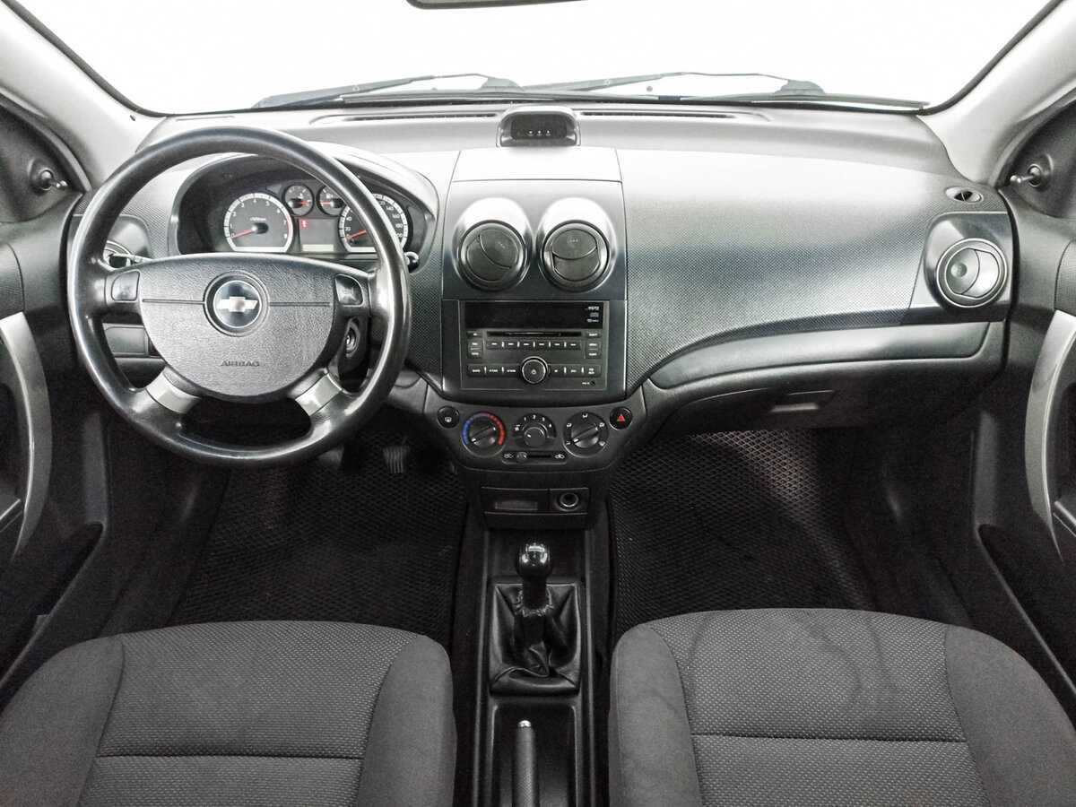 Chevrolet Aveo с пробегом — 2007 год. Фото: #11