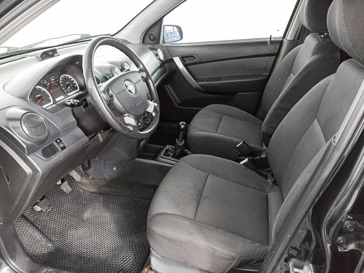 Chevrolet Aveo с пробегом — 2007 год. Фото: #13