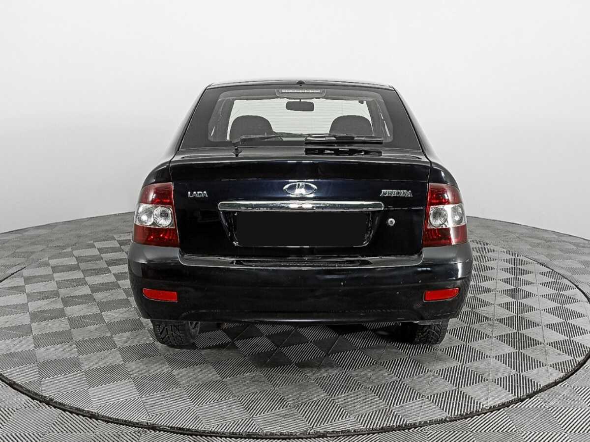 Lada (ВАЗ) Priora с пробегом — 2009 год. Фото: #5