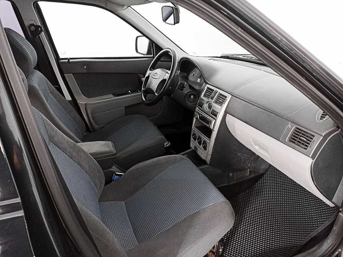 Lada (ВАЗ) Priora с пробегом — 2009 год. Фото: #8