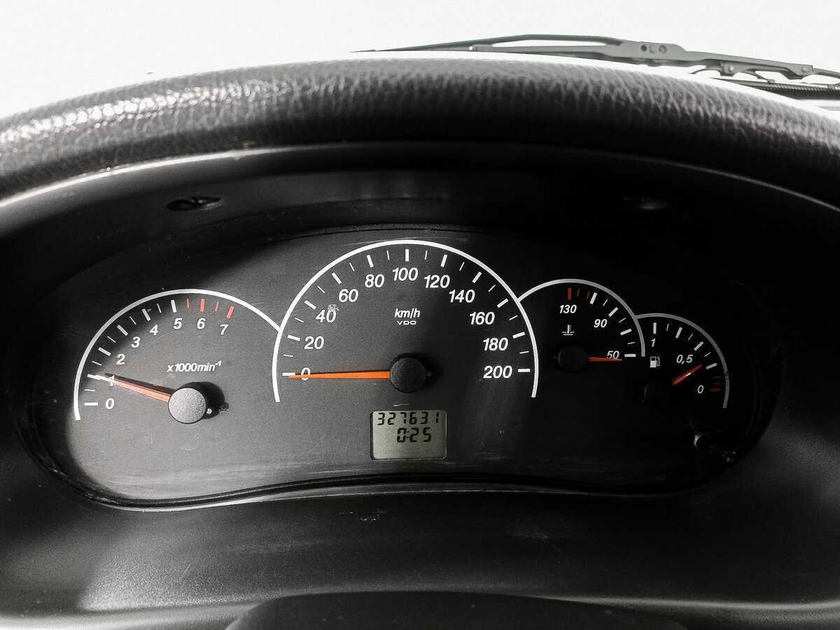 Lada (ВАЗ) Priora с пробегом — 2009 год. Фото: #10