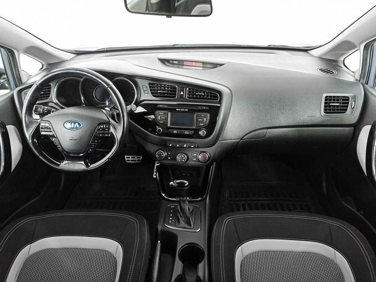 Kia Ceed с пробегом — 2014 год. Фото: #11