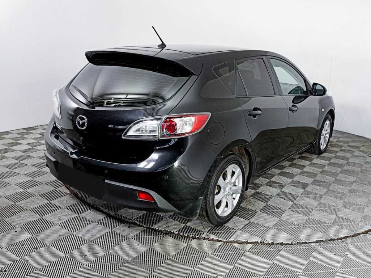 Mazda 3 с пробегом — 2010 год. Фото: #4