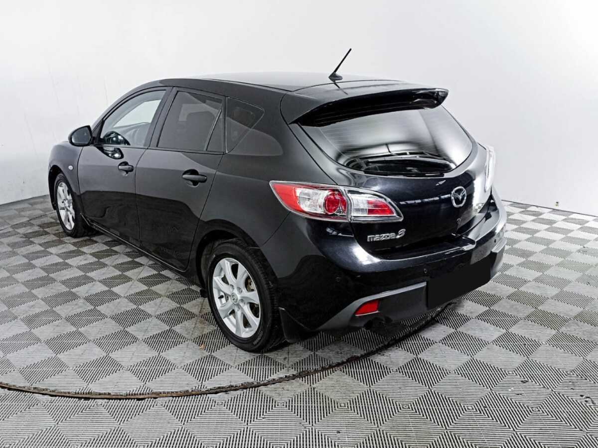 Mazda 3 с пробегом — 2010 год. Фото: #6