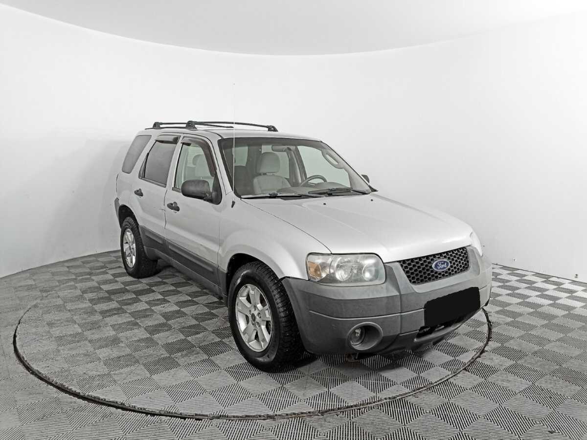 Ford Escape с пробегом — 2004 год. Фото: #2