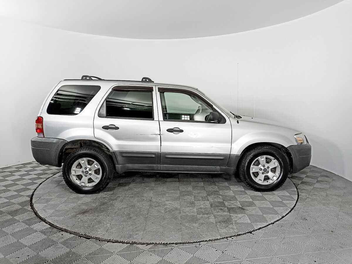 Ford Escape с пробегом — 2004 год. Фото: #3