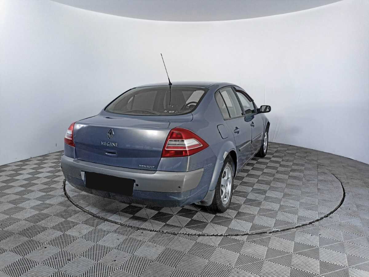 Renault Megane с пробегом — 2006 год. Фото: #4