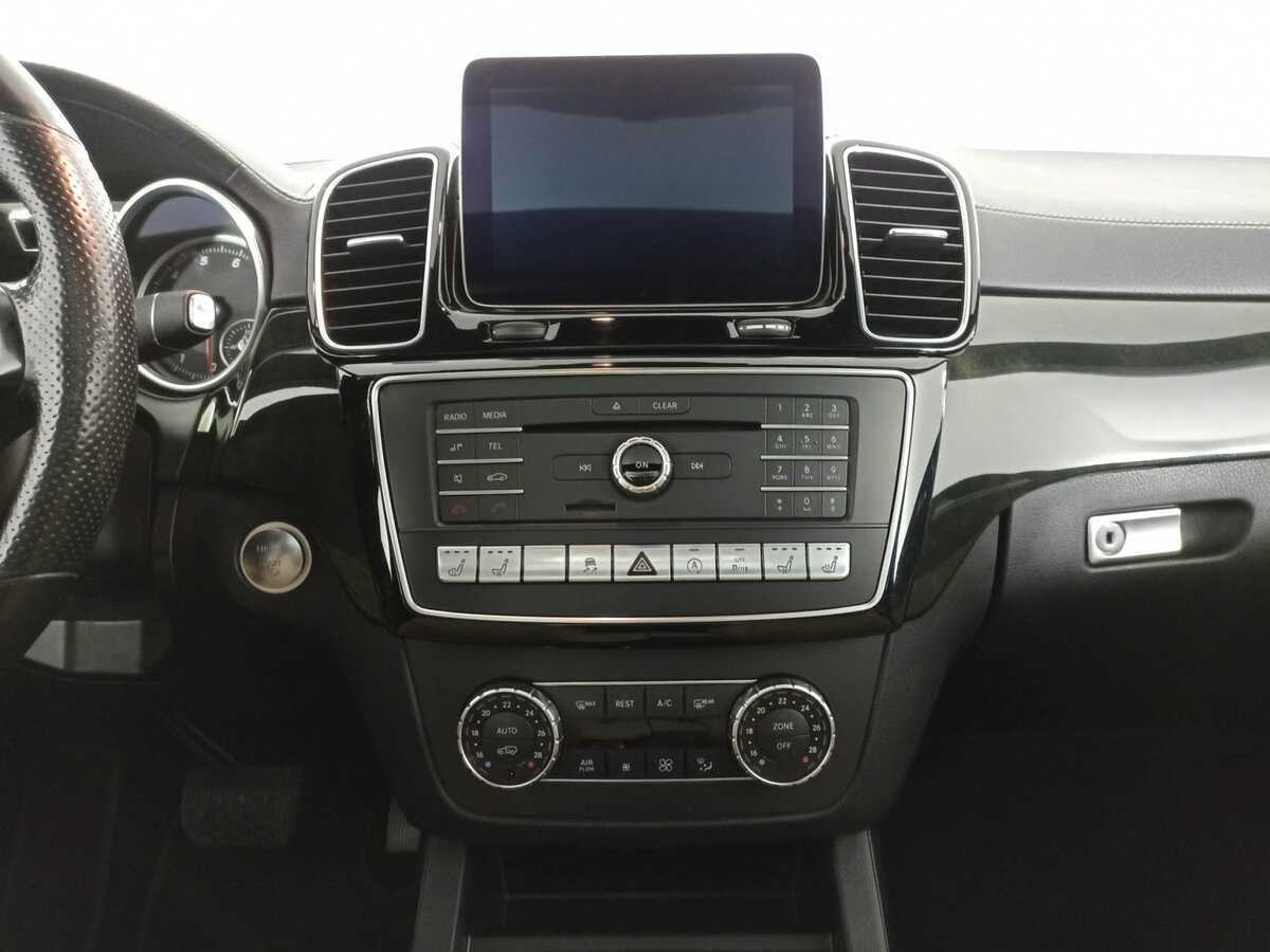 Mercedes-Benz GLS с пробегом — 2017 год. Фото: #12