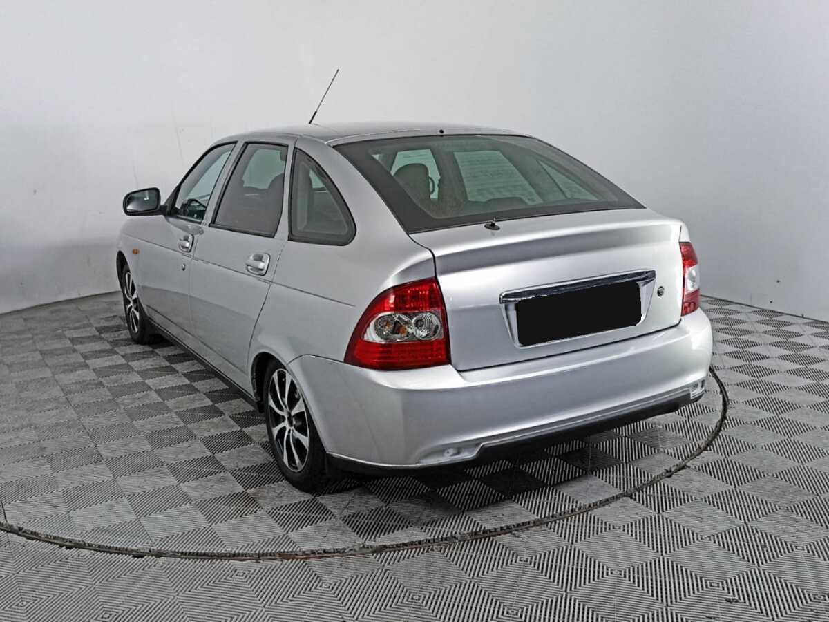 Lada (ВАЗ) Priora с пробегом — 2014 год. Фото: #6