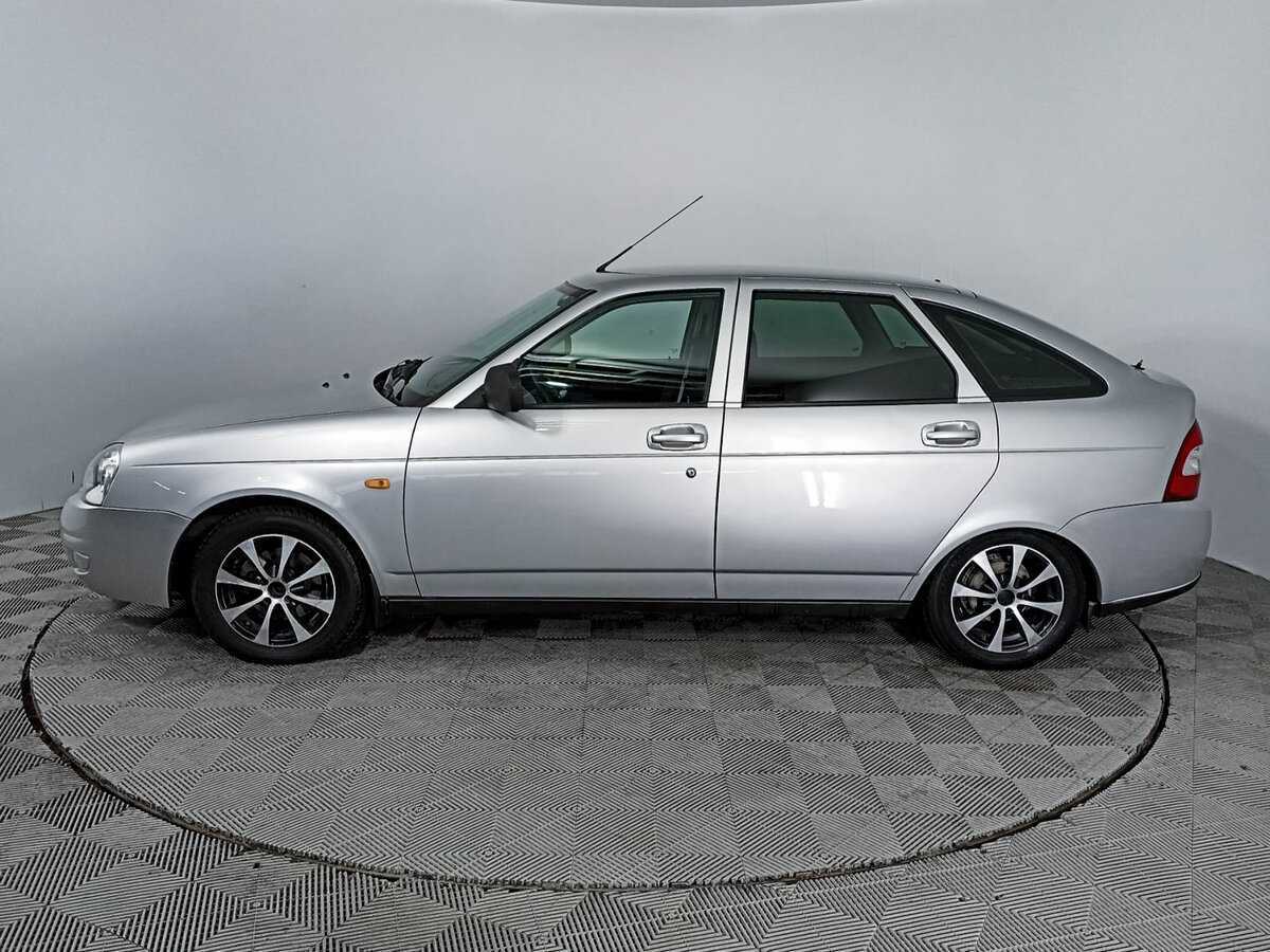 Lada (ВАЗ) Priora с пробегом — 2014 год. Фото: #7