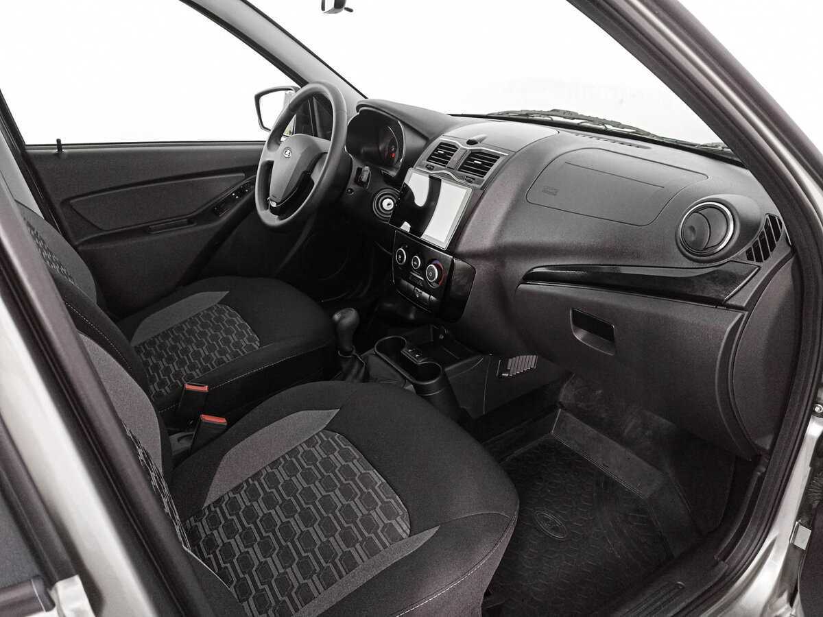 Lada (ВАЗ) Granta с пробегом — 2020 год. Фото: #8