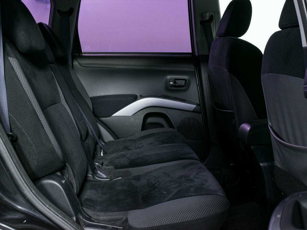 Mitsubishi Outlander с пробегом — 2010 год. Фото: #7