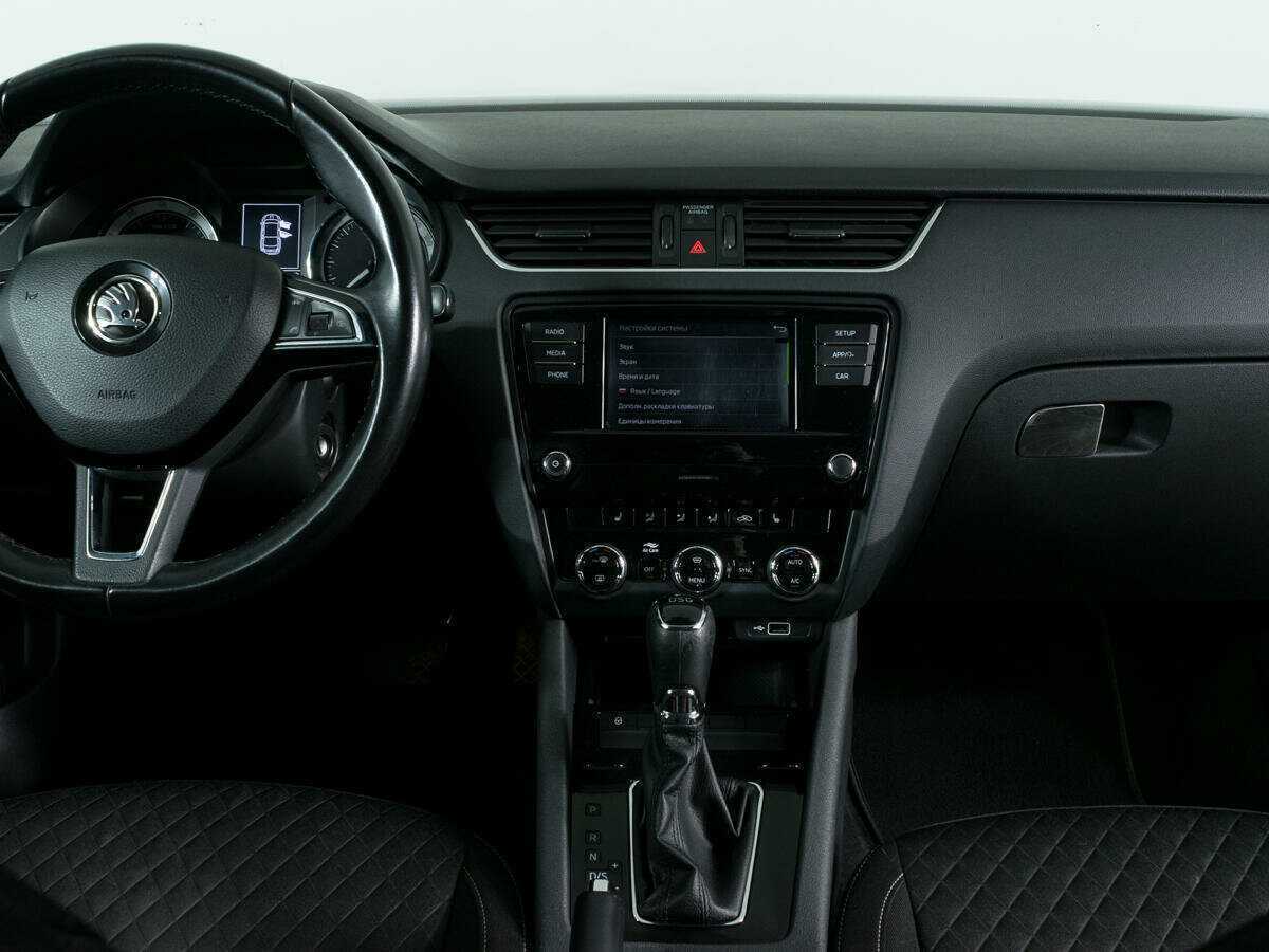 Skoda Octavia с пробегом — 2017 год. Фото: #6