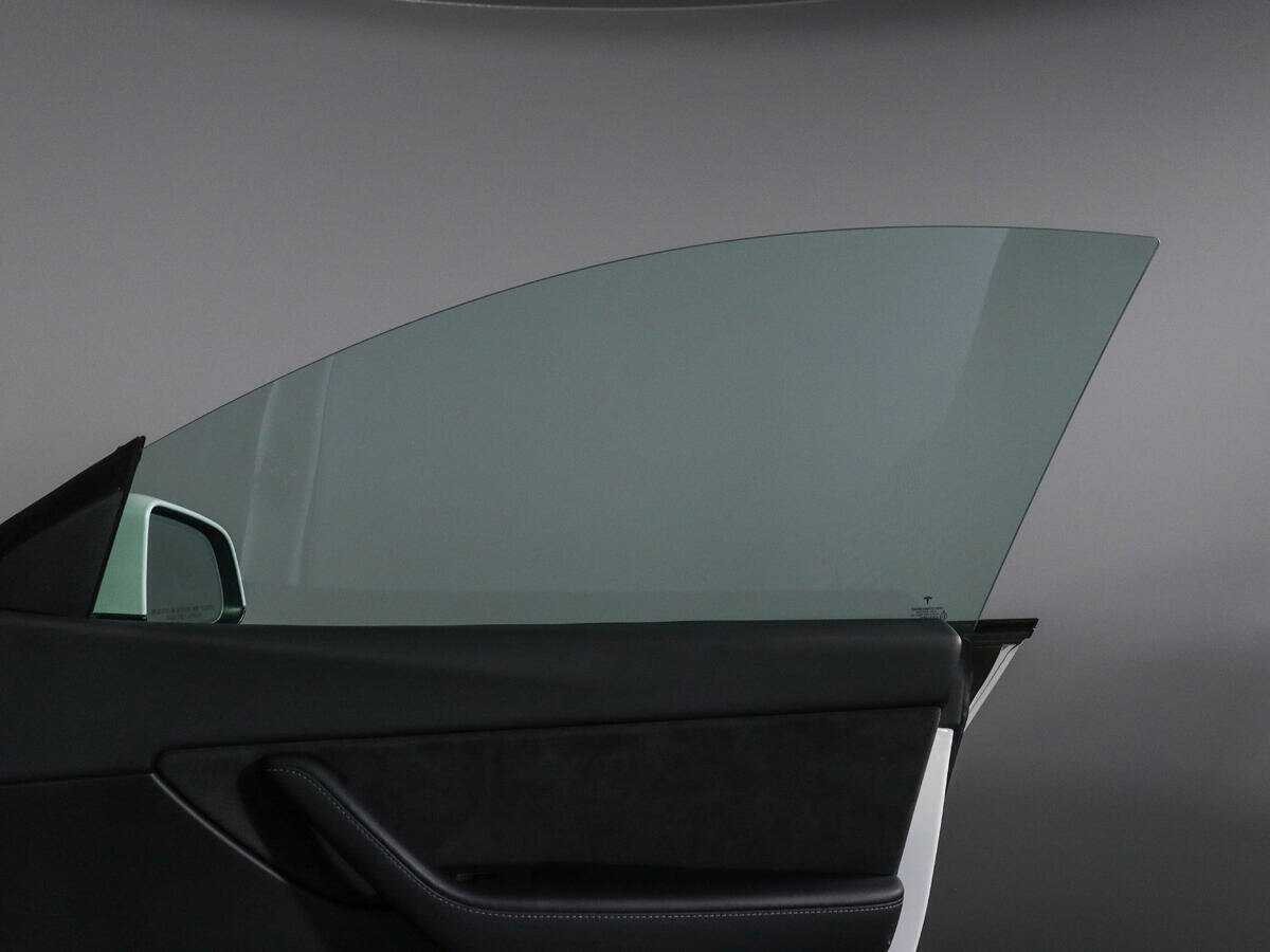 Tesla Model Y с пробегом — 2021 год. Фото: #27