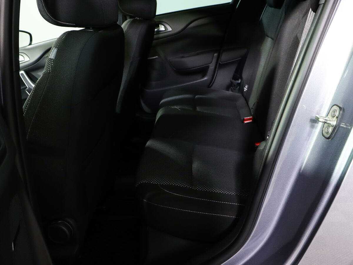 DS 4 с пробегом — 2016 год. Фото: #7