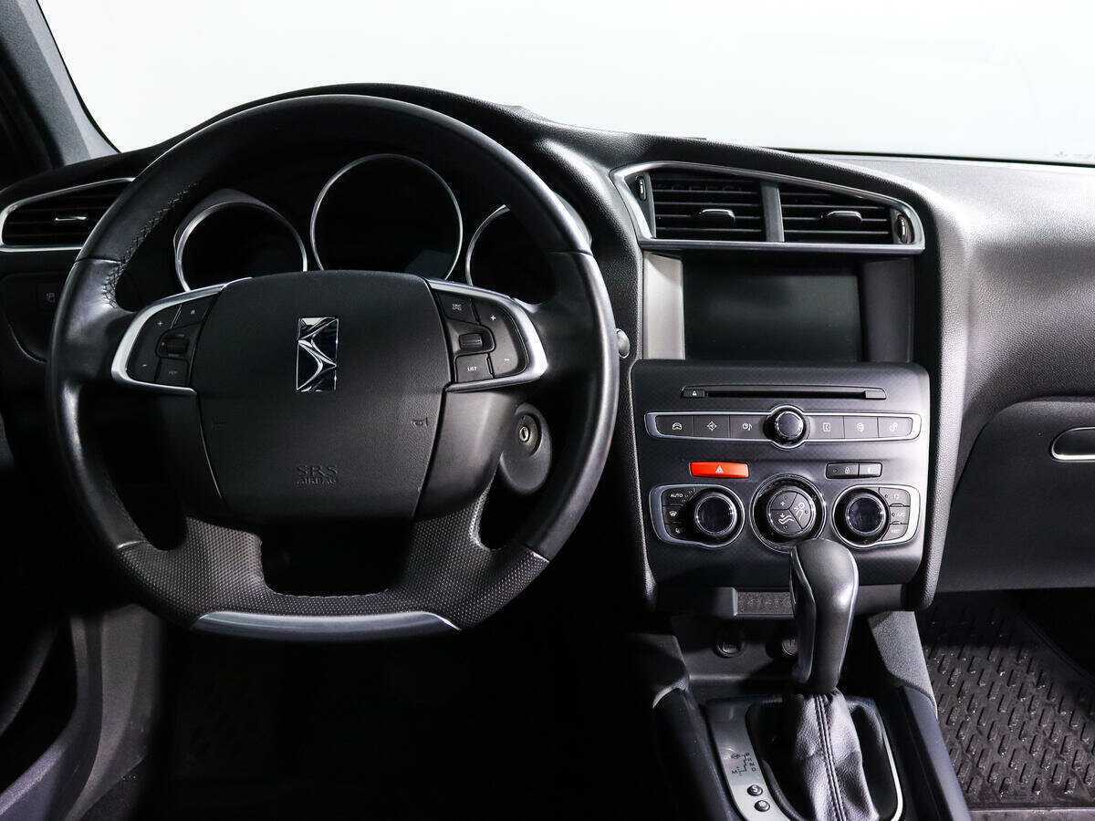 DS 4 с пробегом — 2016 год. Фото: #9