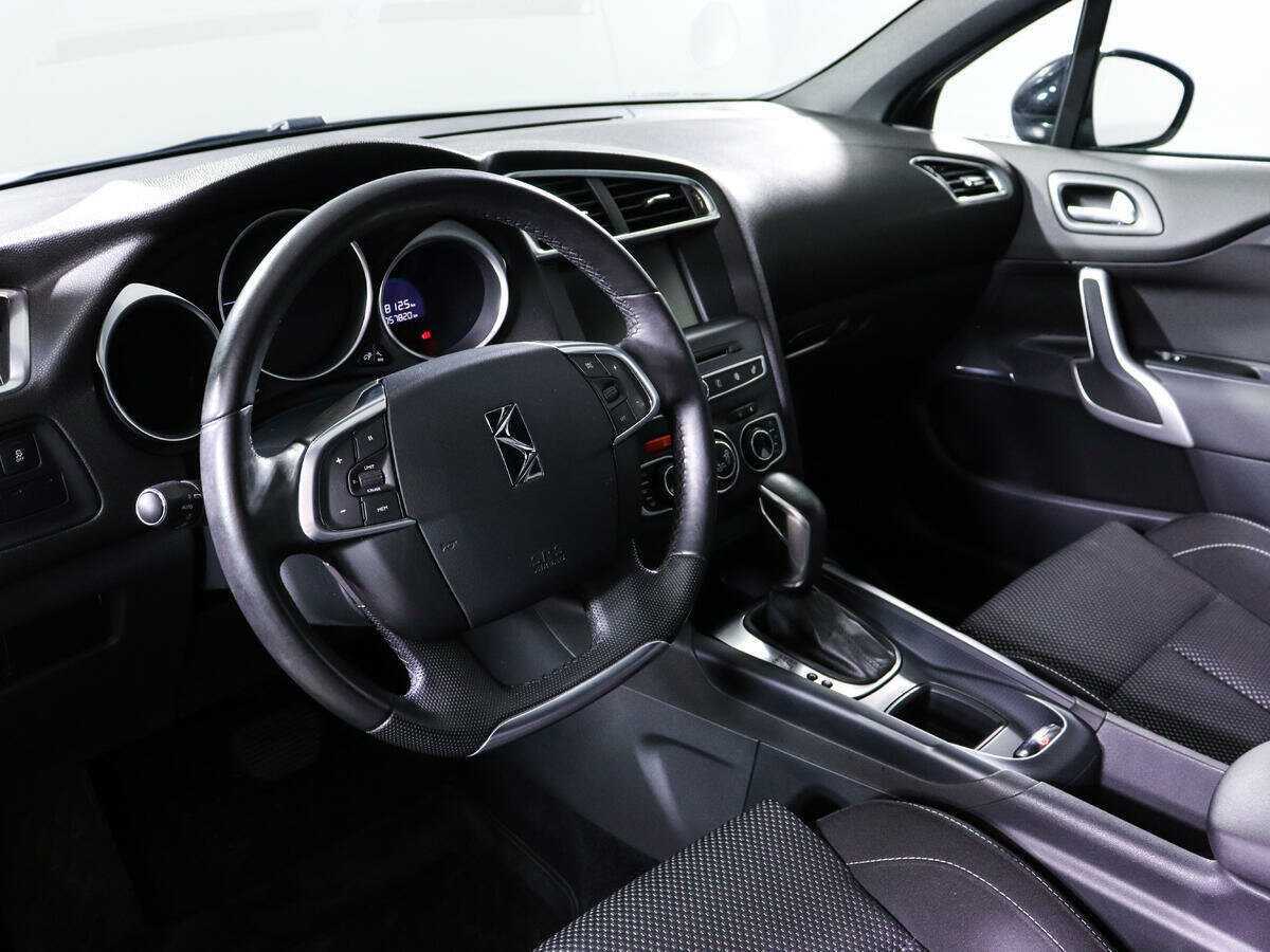 DS 4 с пробегом — 2016 год. Фото: #11