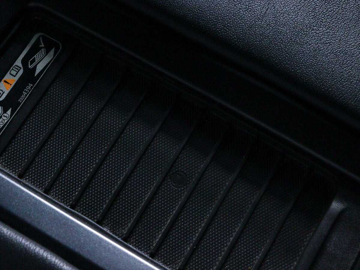 Chevrolet Tahoe с пробегом — 2015 год. Фото: #23