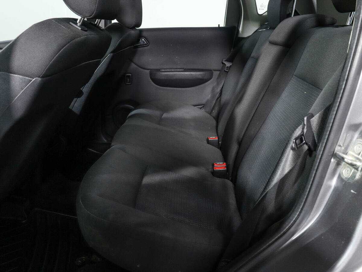 Mercedes-Benz A-Класс с пробегом — 2012 год. Фото: #8