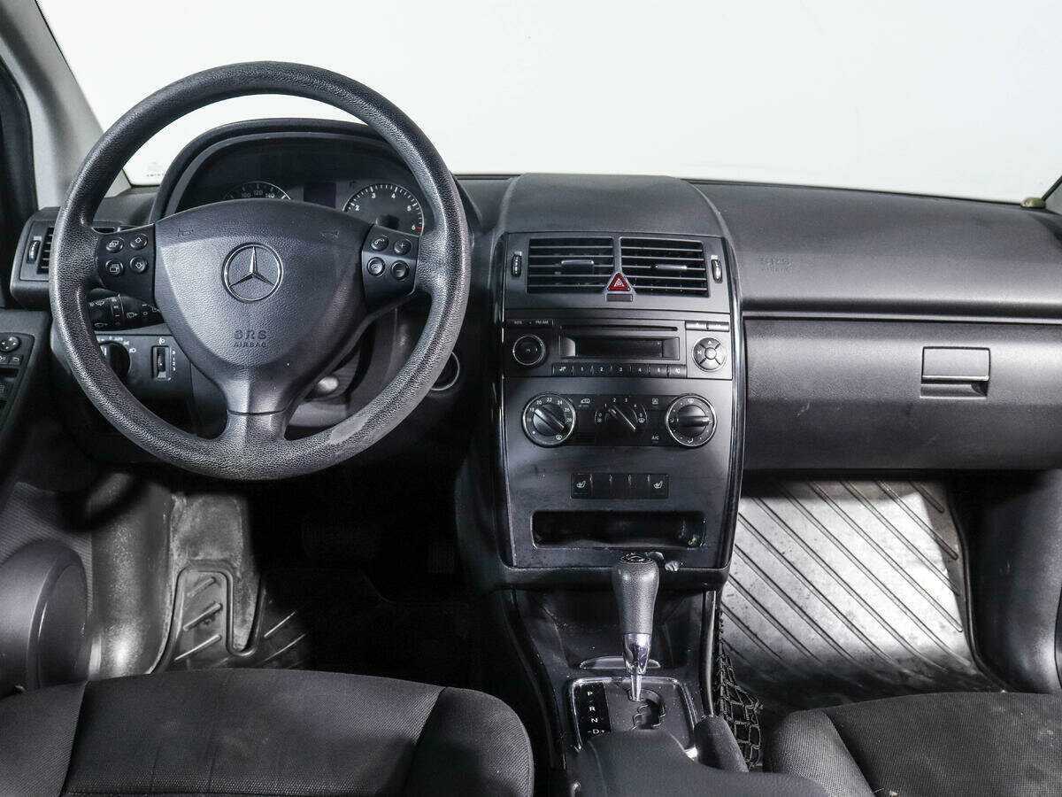 Mercedes-Benz A-Класс с пробегом — 2012 год. Фото: #10