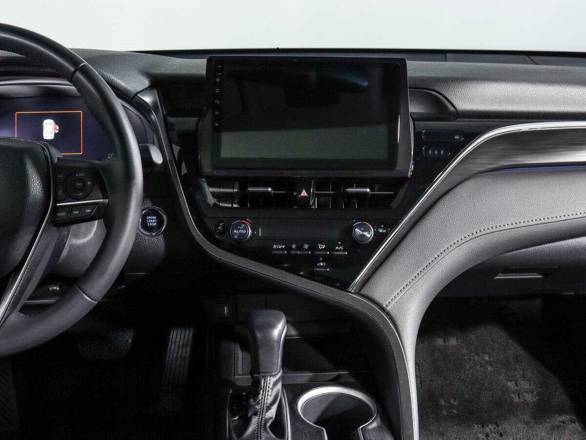 Toyota Camry с пробегом — 2023 год. Фото: #11
