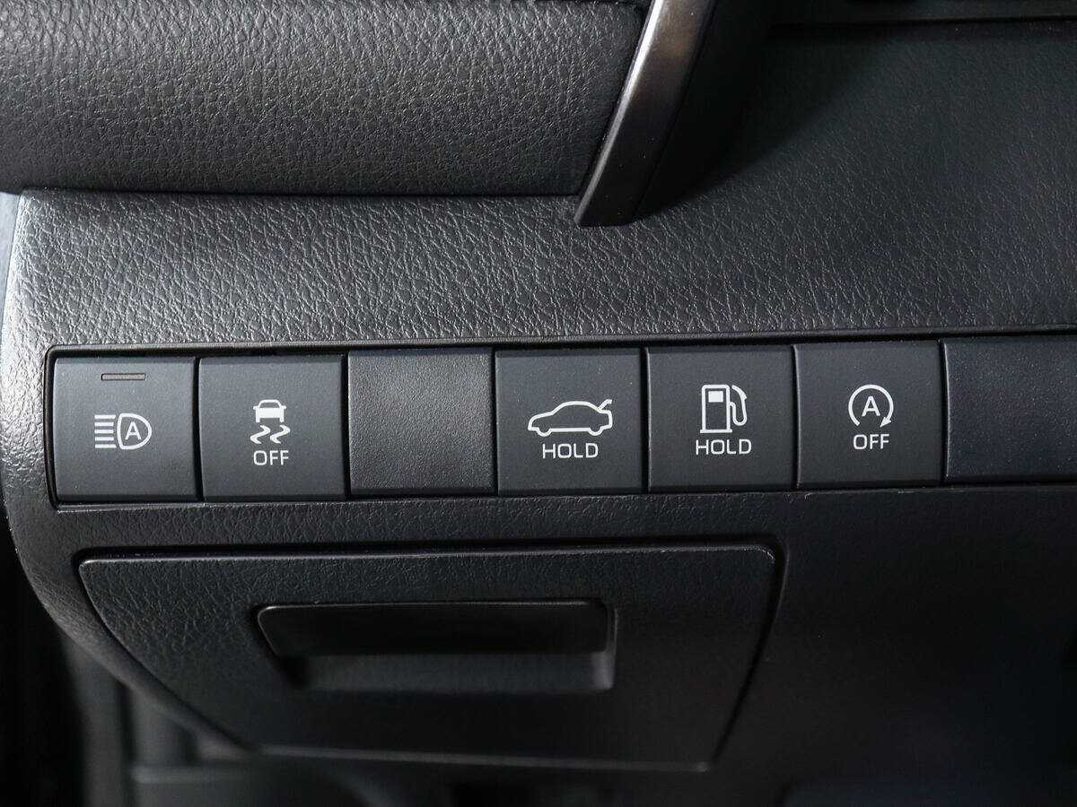 Toyota Camry с пробегом — 2023 год. Фото: #16