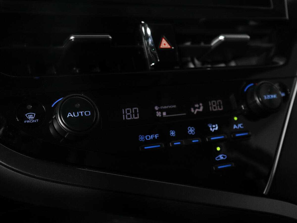 Toyota Camry с пробегом — 2023 год. Фото: #20