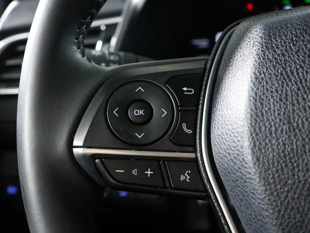 Toyota Camry с пробегом — 2023 год. Фото: #22