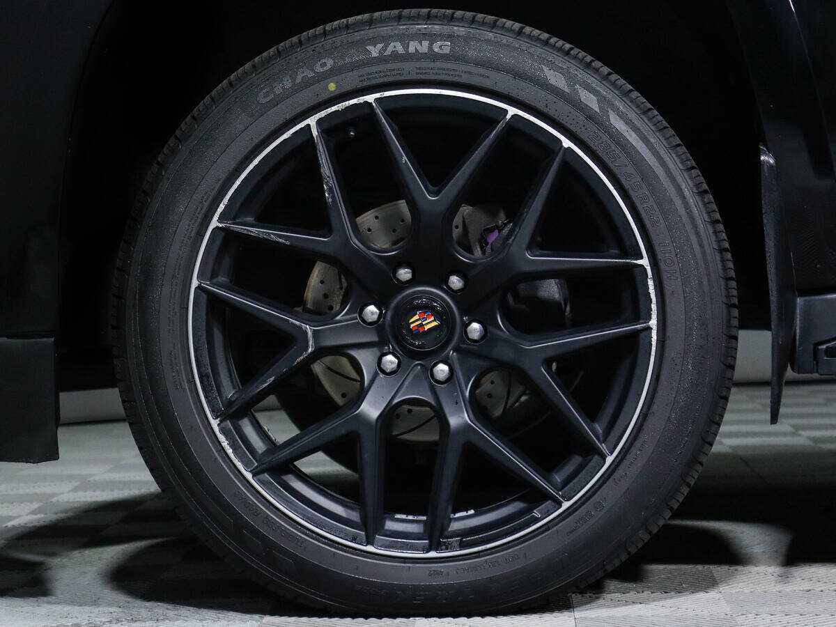 Cadillac Escalade с пробегом — 2018 год. Фото: #12