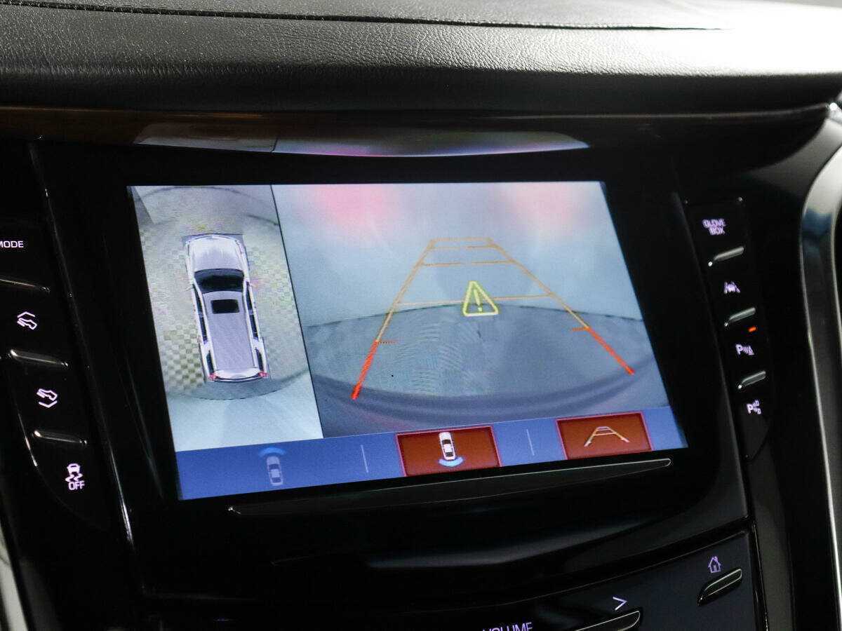 Cadillac Escalade с пробегом — 2018 год. Фото: #15