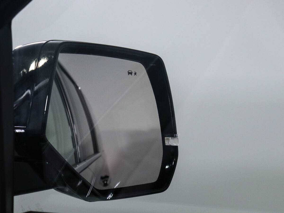 Cadillac Escalade с пробегом — 2018 год. Фото: #24