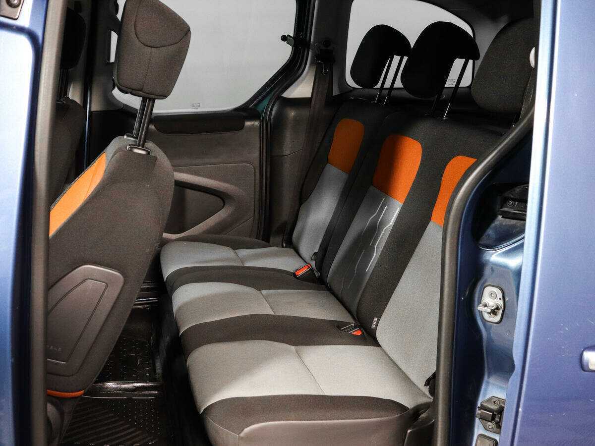 Peugeot Partner с пробегом — 2016 год. Фото: #9