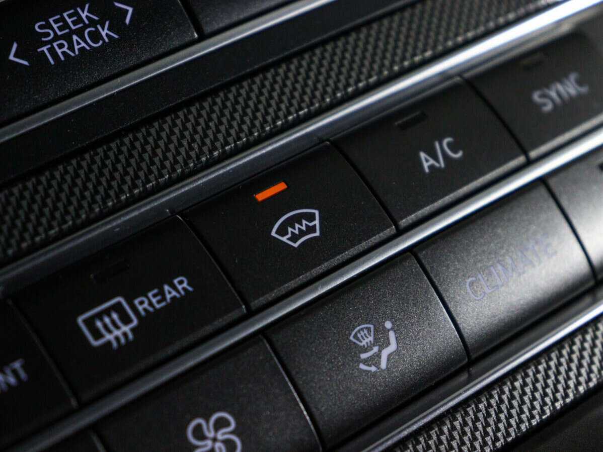 Hyundai Santa Fe с пробегом — 2022 год. Фото: #22