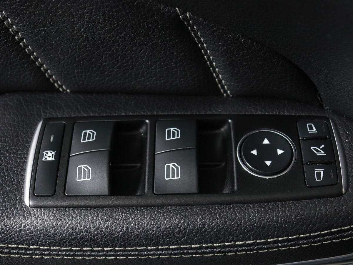 Mercedes-Benz GL-Класс с пробегом — 2013 год. Фото: #15