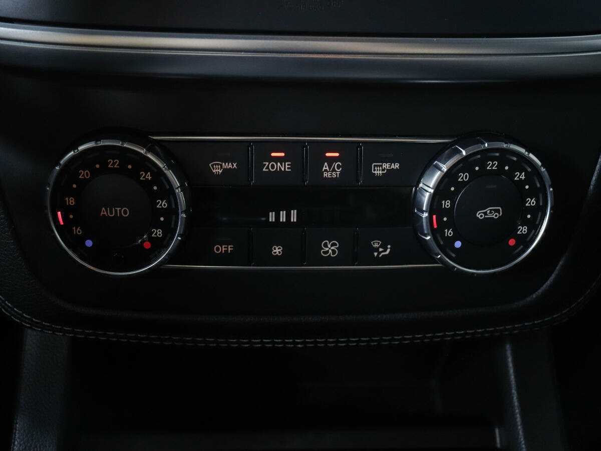 Mercedes-Benz GL-Класс с пробегом — 2013 год. Фото: #17