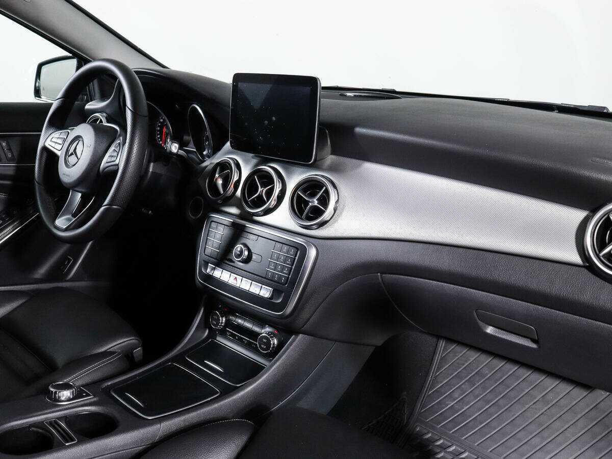 Mercedes-Benz GLA с пробегом — 2017 год. Фото: #8