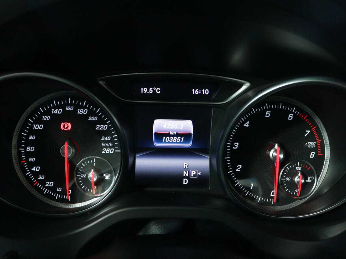 Mercedes-Benz GLA с пробегом — 2017 год. Фото: #10