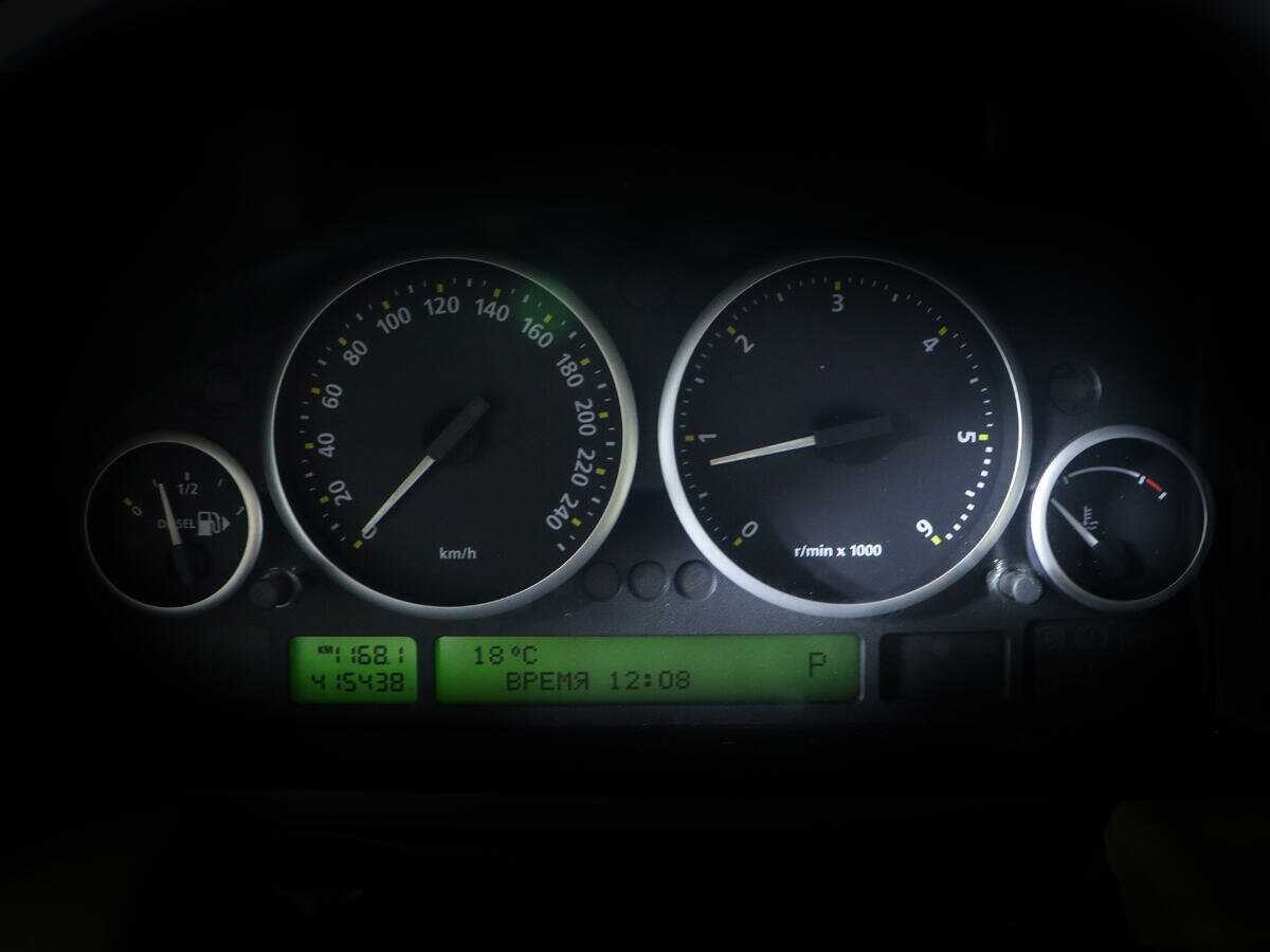 Land Rover Range Rover с пробегом — 2009 год. Фото: #8