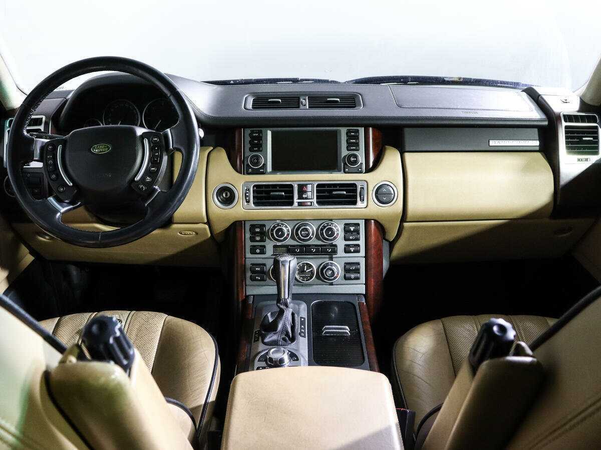 Land Rover Range Rover с пробегом — 2009 год. Фото: #9