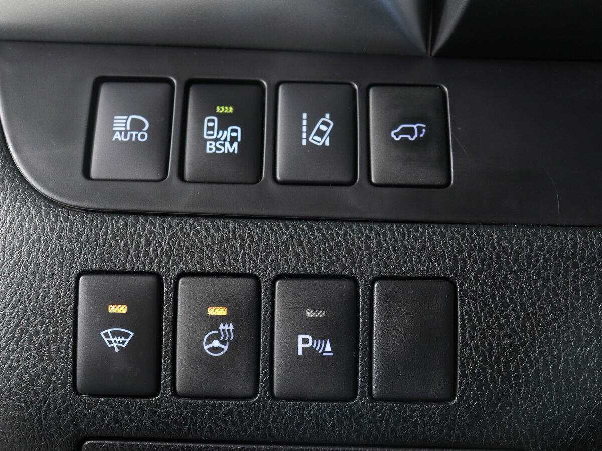 Toyota Highlander с пробегом — 2014 год. Фото: #16