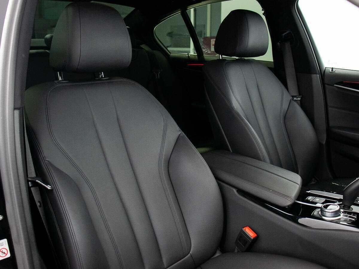 BMW 5 серии с пробегом — 2017 год. Фото: #8