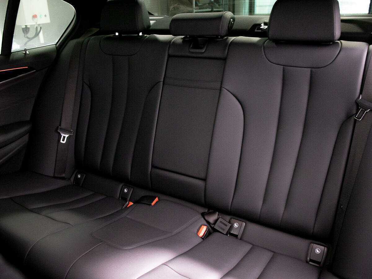 BMW 5 серии с пробегом — 2017 год. Фото: #12