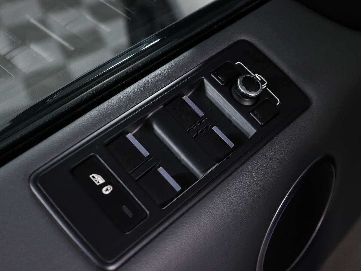 Land Rover Range Rover Sport с пробегом — 2013 год. Фото: #15