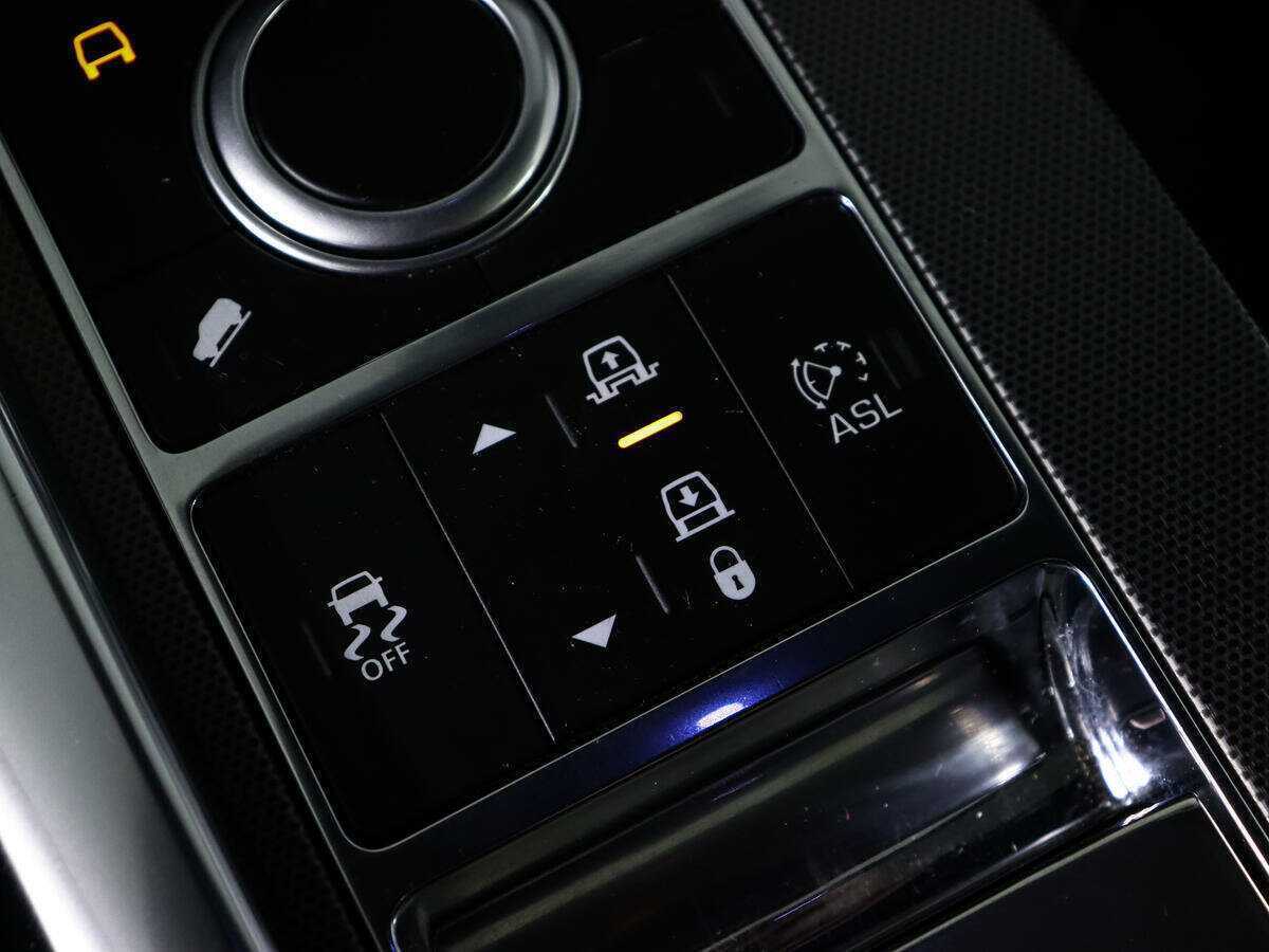 Land Rover Range Rover Sport с пробегом — 2013 год. Фото: #20