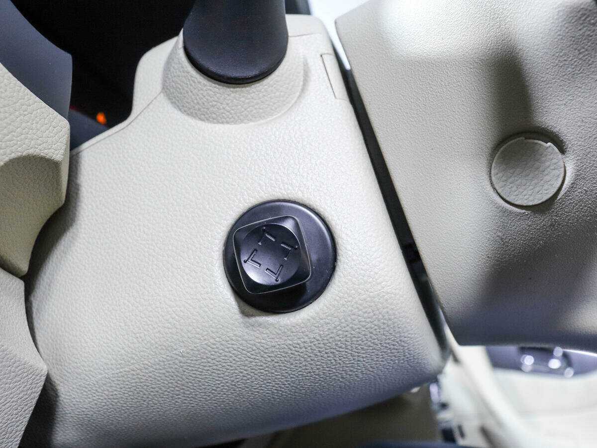 Infiniti FX с пробегом — 2008 год. Фото: #16